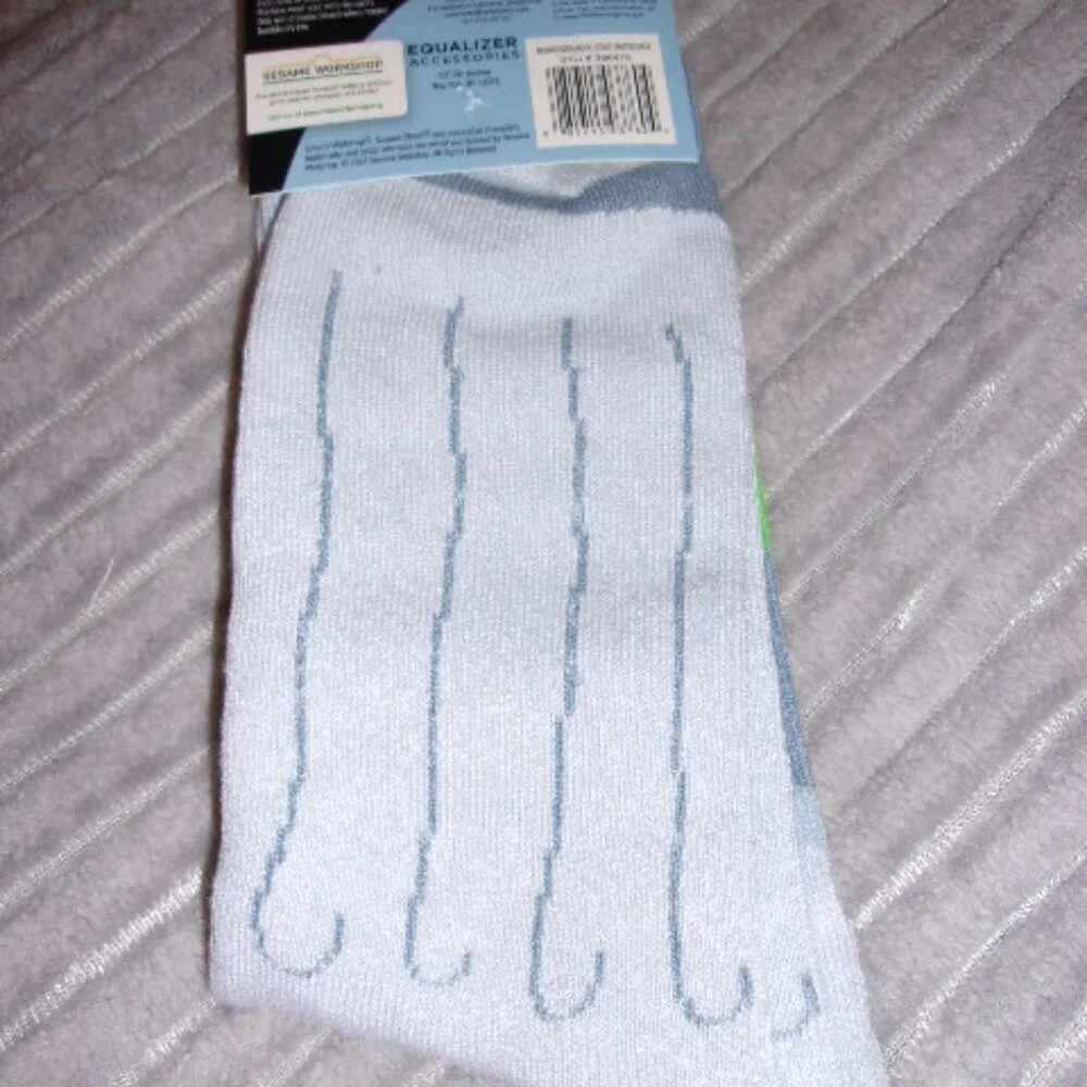 Sesame Street Oscar the grouch Socks 9-13 New